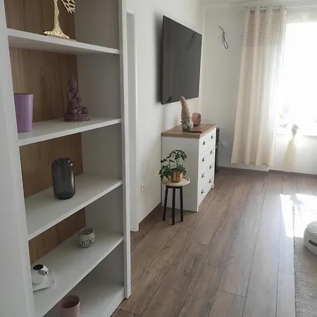 Nina * Komárno