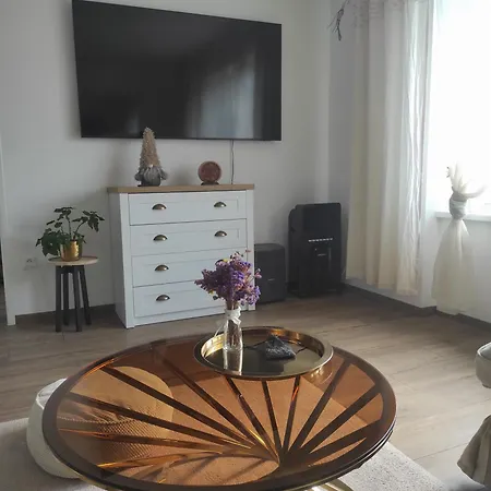 Apartament Nina *